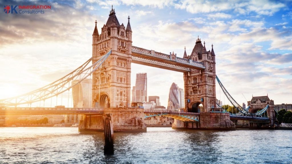 LONDON BRIDGE